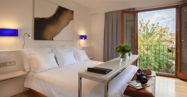 Hotel Petit Palace Tres