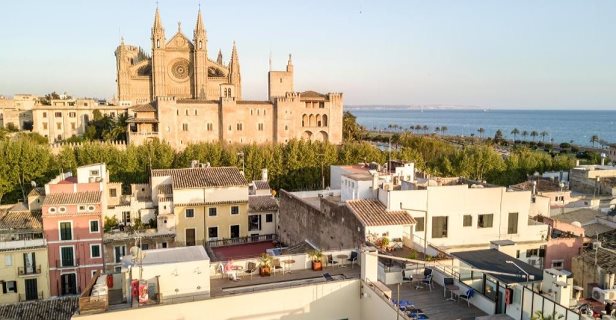 Hotel Petit Palace Tres