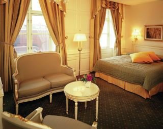 Hotel Phoenix