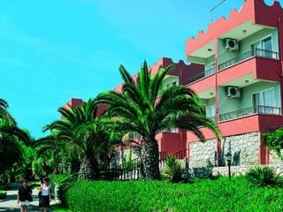 Hotel Pigale Beach Resort