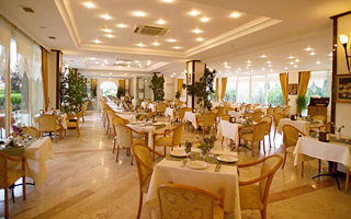 Hotel Pine House