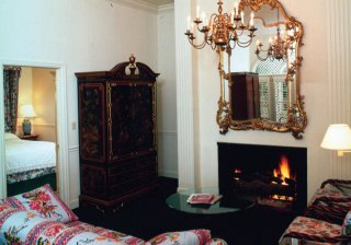 Hotel Pine Inn