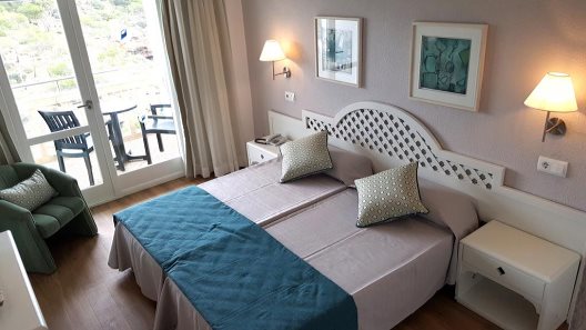 Hotel Pinos Playa