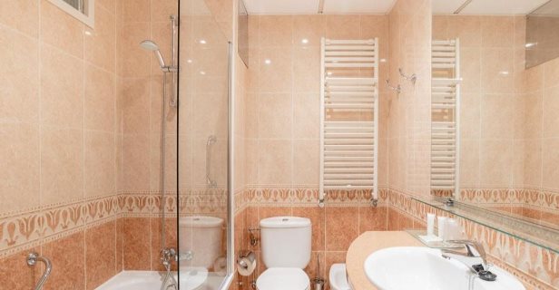 Hotel Pirineos Figueres