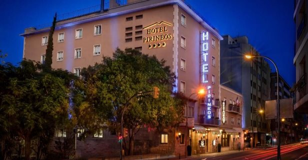 Hotel Pirineos Figueres