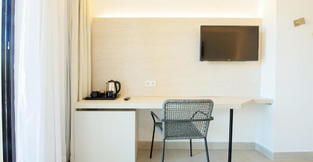 Hotel Playa Mondrago