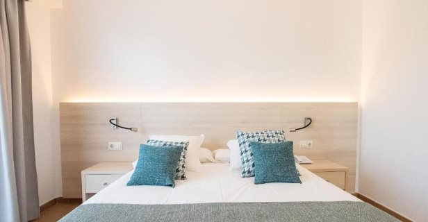 Hotel Playa Mondrago