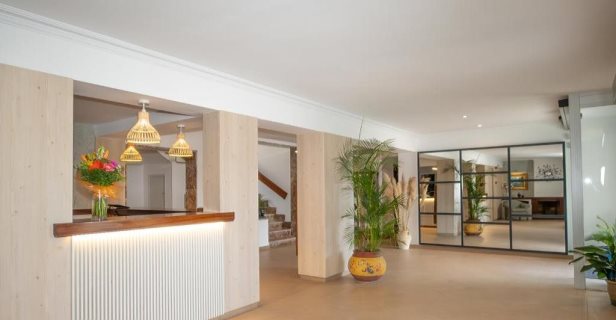Hotel Playa Mondrago