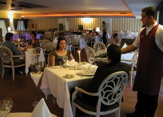 Hotel Playa Pesquero