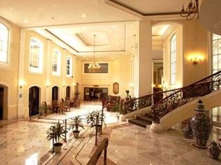 Hotel Plaza Camelinas