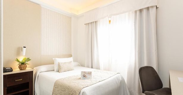 Hotel Plaza Del Castillo