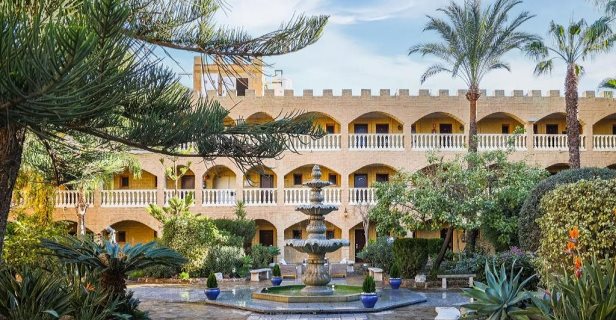 Hotel Plaza Del Castillo