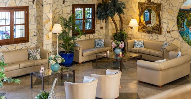 Hotel Plaza Del Castillo