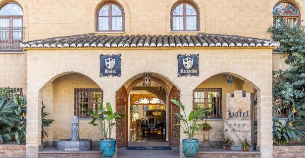 Hotel Plaza Del Castillo