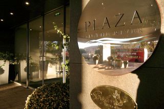 Hotel Plaza On The River Club And Residence - Suites