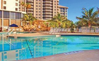 Hotel Pointe Estero