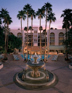 Hotel Pointe Hilton Squaw Peak