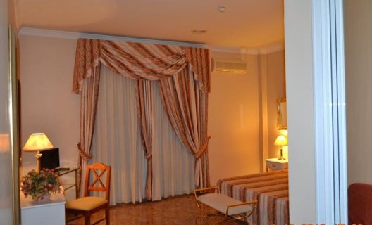 Hotel Poniente