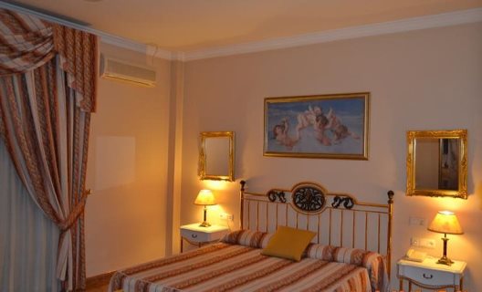 Hotel Poniente
