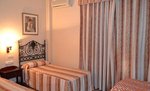 Hotel Poniente