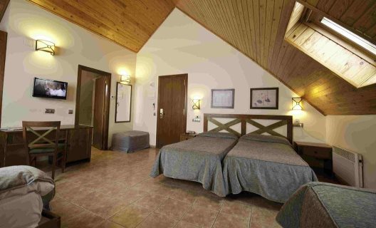 Hotel Port Aine 2000