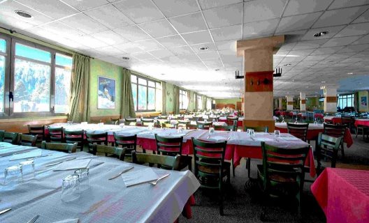 Hotel Port Aine 2000