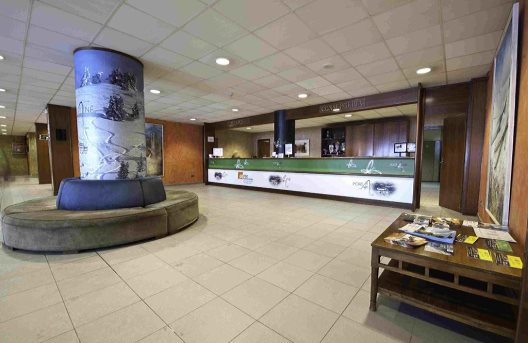Hotel Port Aine 2000