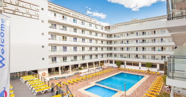 Hotel Port Fiesta Park