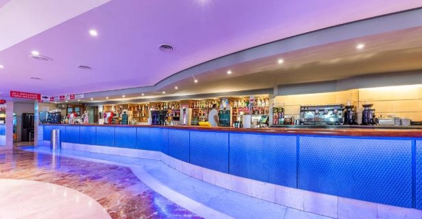 Hotel Port Fiesta Park