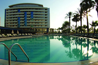 Hotel Porto Bello Resort & Beach
