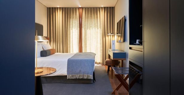Hotel Portobay Flores