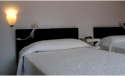 Hotel Praia De Quenxe