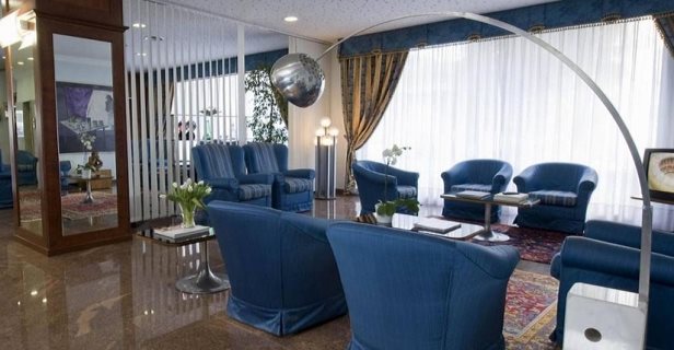 Hotel President