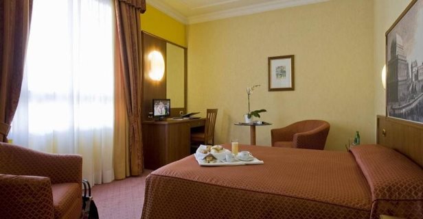 Hotel President