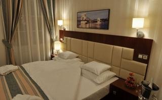 Hotel President