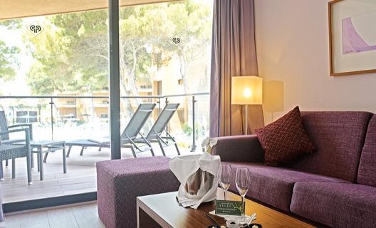 Hotel Protur Turo Pins