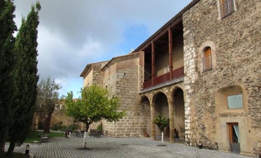 Hotel Puente De Alconetar