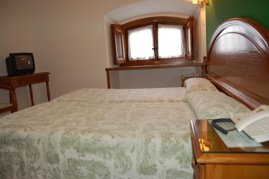 Hotel Puente Romano
