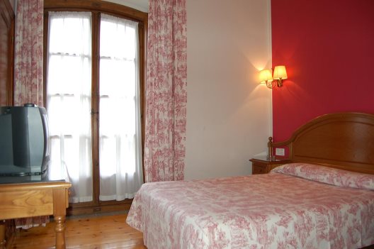 Hotel Puente Romano
