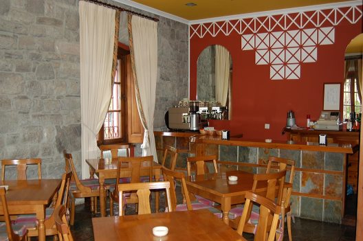 Hotel Puente Romano