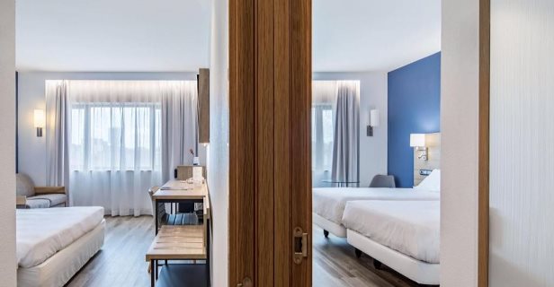 Hotel Puerta De Bilbao