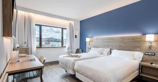 Hotel Puerta De Bilbao