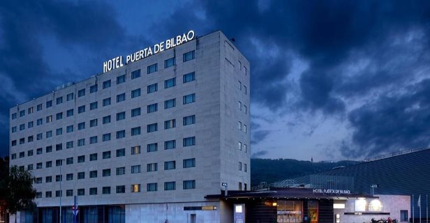 Hotel Puerta De Bilbao
