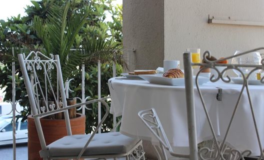 Hotel Puerta De España