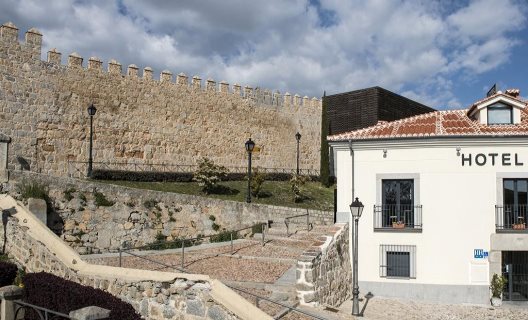 Hotel Puerta De La Santa