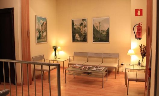 Hotel Puerta De Las Granadas