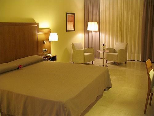 Hotel Puerta De Sahagún