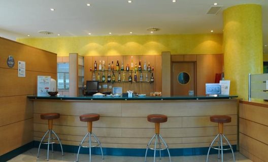 Hotel Puerta Santander