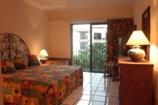 Hotel Puerto De Luna All Suites Bed & Breakfast