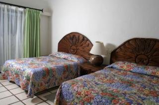 Hotel Puerto De Luna All Suites Bed & Breakfast